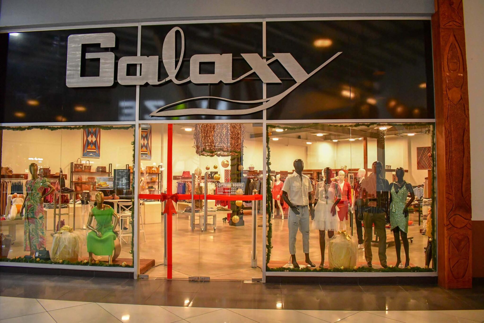 Galaxy – International Mall of Suriname